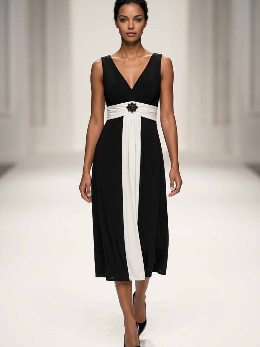 Jessica Howard Black and White V-Neck Empire Waist Midi Dress